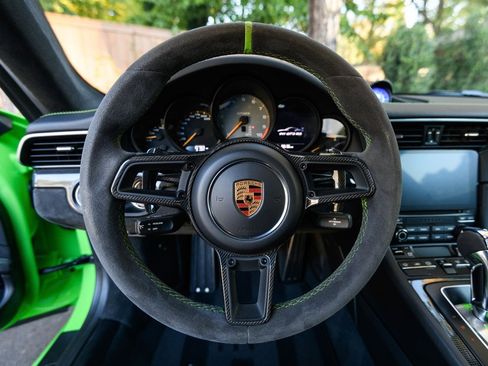 Used 2019 Porsche 911 GT3 RS image 17