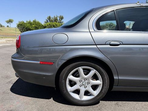 Used 2005 Jaguar S-TYPE 4.2 RWD image 22