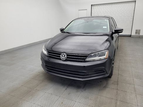 Used 2017 Volkswagen Jetta SE image 15