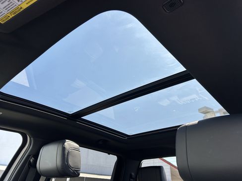 Used 2025 Toyota Tundra Platinum image 30