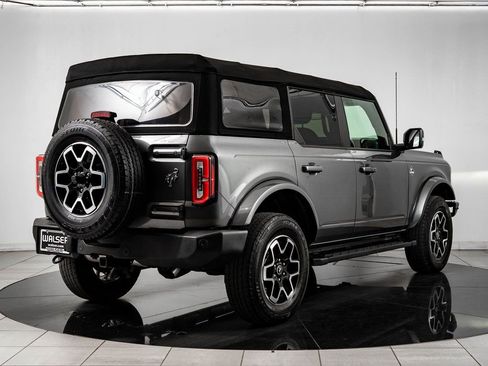 Used 2022 Ford Bronco Outer Banks image 7