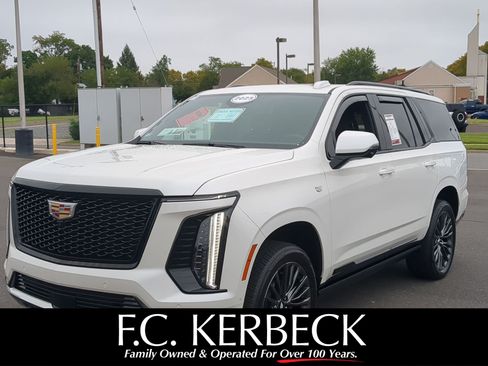 Certified 2025 Cadillac Escalade Sport AWD/4WD image 1