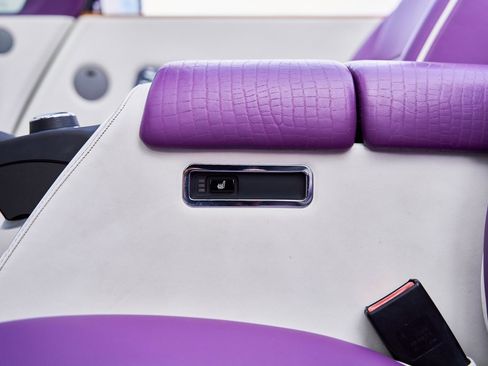 Used 2008 Rolls-Royce Phantom Drophead Coupe image 46