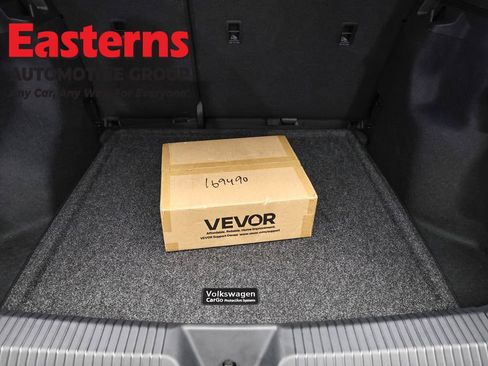 Used 2024 Volkswagen ID.4 2WD image 9