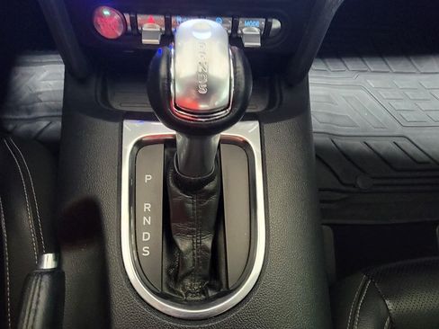 Used 2021 Ford Mustang Premium RWD image 18