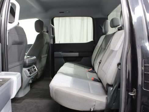 Used 2022 Ford F150 XLT image 10