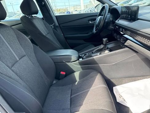 Used 2023 Honda Accord Sport image 18