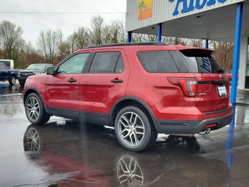 Used 2018 Ford Explorer Sport w/ Equipment Group 401A AWD/4WD image 3