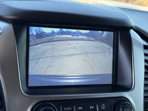 Used 2019 Chevrolet Tahoe LT image 12