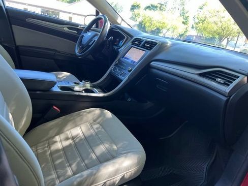 Used 2020 Ford Fusion S FWD image 23