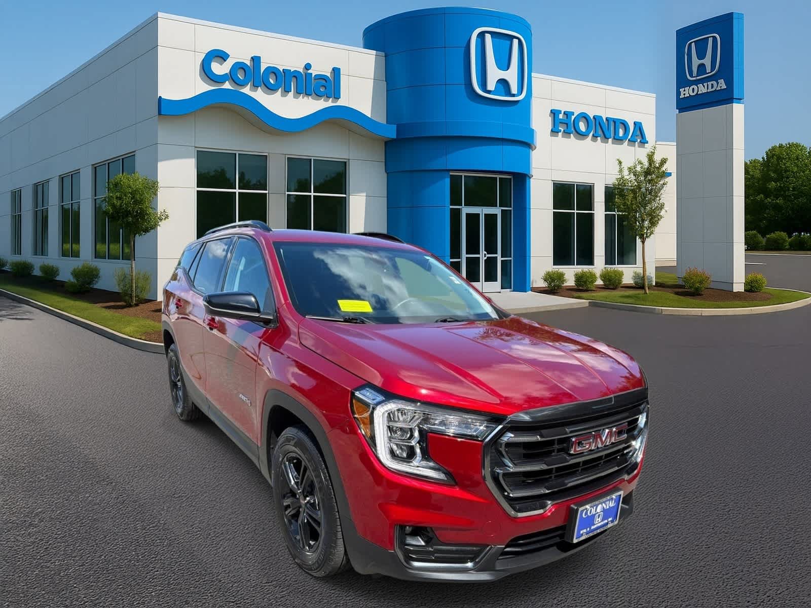 Used 2024 GMC Terrain AT4 AWD/4WD image 8