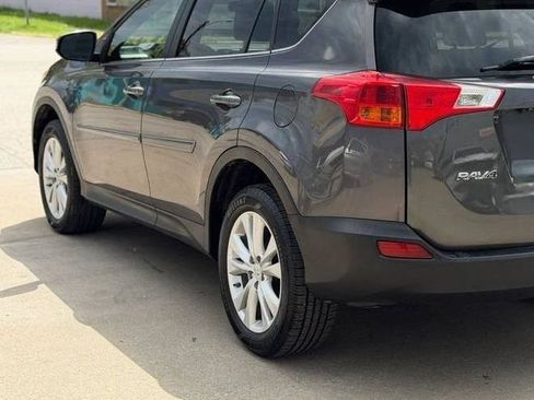 Used 2015 Toyota RAV4 Limited w/ Technology Package FWD image 7