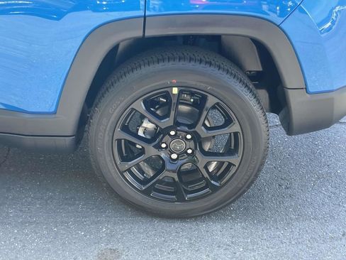 New 2026 Jeep Compass Latitude image 12