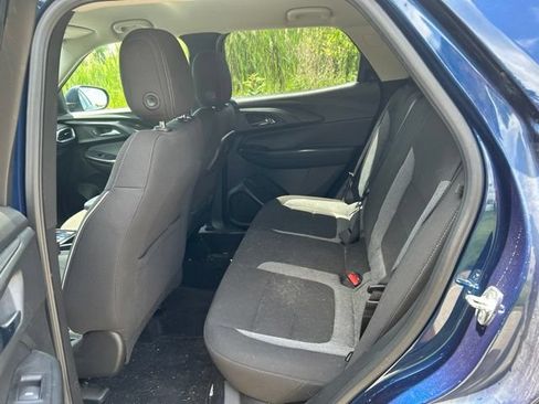 Used 2022 Chevrolet TrailBlazer LT AWD/4WD image 6