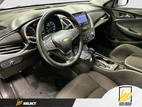 Certified 2024 Chevrolet Malibu RS w/ LPO, Floor Liner Package image 9