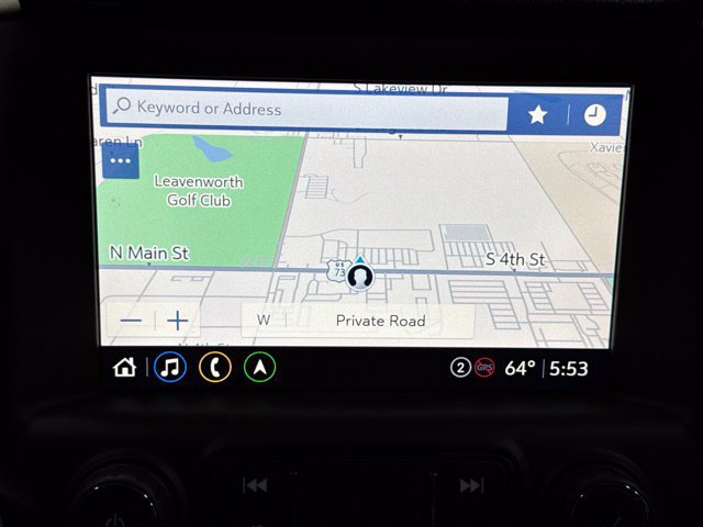 Used 2022 GMC Terrain SLT w/ Infotainment Package II FWD image 3