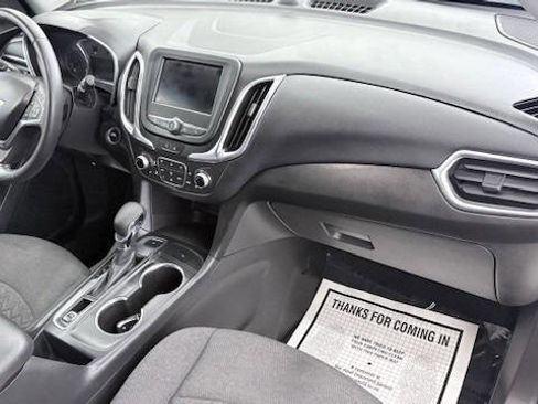 Used 2022 Chevrolet Equinox LT w/ Driver Convenience Package AWD/4WD image 14