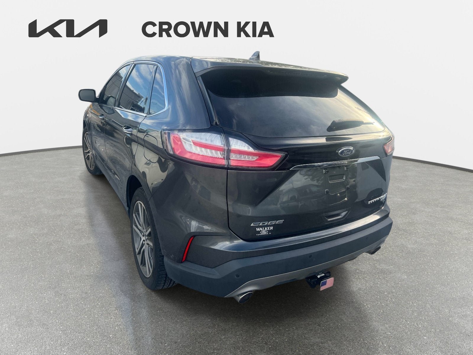 Used 2019 Ford Edge Titanium w/ Equipment Group 301A AWD/4WD image 11