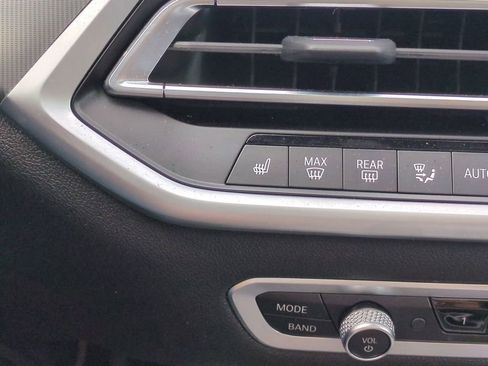 Certified 2022 BMW X5 xDrive40i image 24