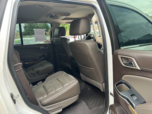 Used 2017 GMC Yukon Denali w/ Open Road Package AWD/4WD image 19