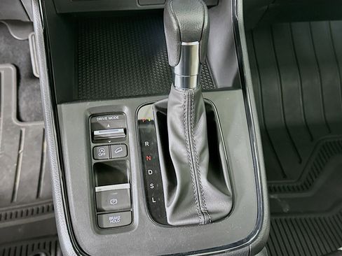 Used 2023 Honda CR-V LX image 23