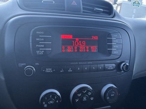 Used 2014 Kia Soul + w/ Eco Package image 3