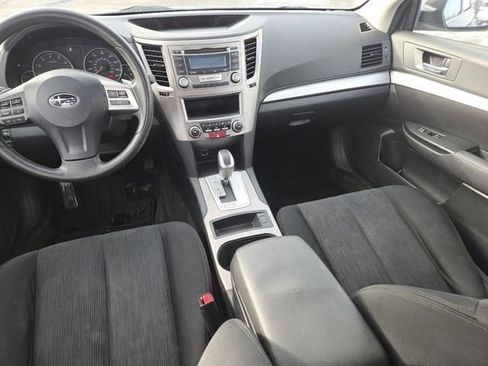 Used 2013 Subaru Outback 2.5i image 28