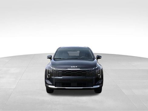 Certified 2026 Kia Sportage EX FWD image 2