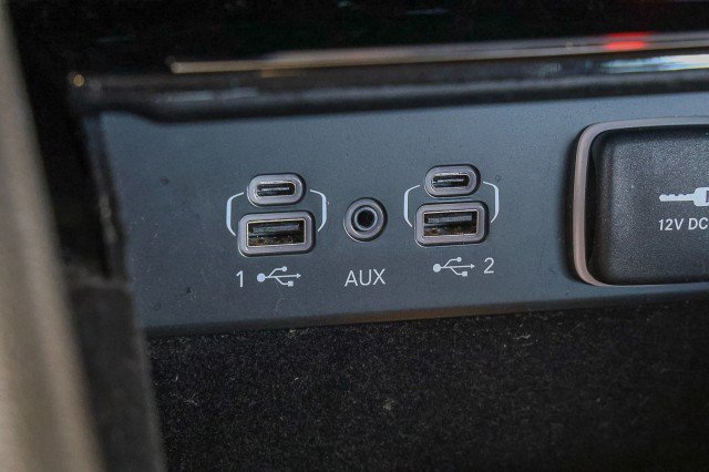 Used 2022 Jeep Grand Cherokee Limited RWD image 20
