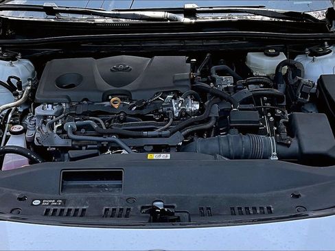 Used 2025 Toyota Camry LE FWD image 30