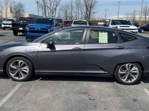 Used 2018 Honda Clarity Touring image 5