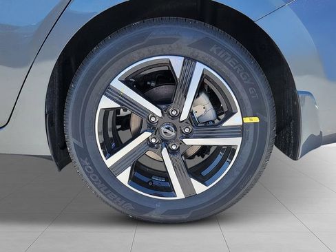 New 2025 Nissan Sentra SV image 11