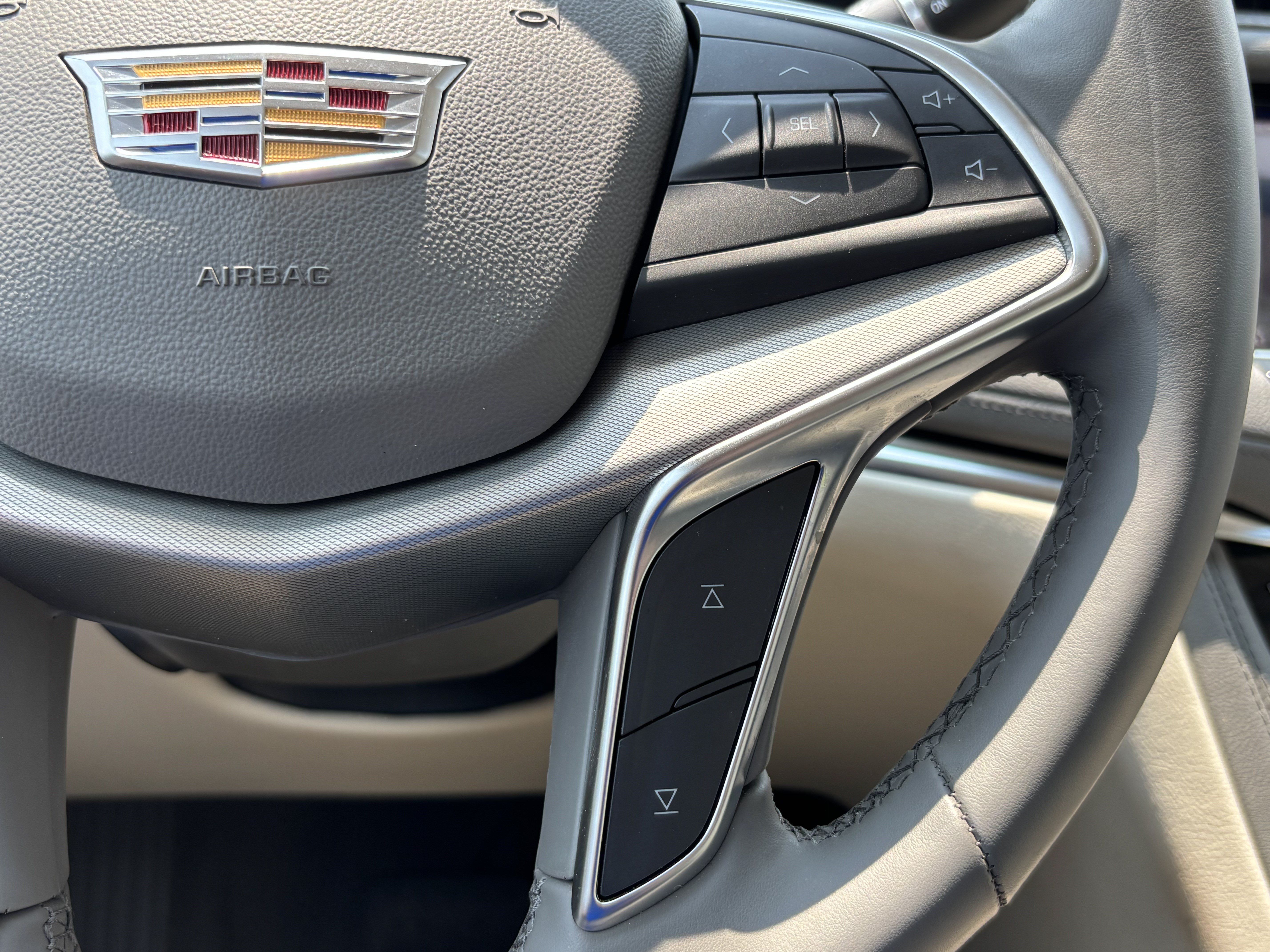 Used 2025 Cadillac XT5 Premium Luxury AWD/4WD image 20