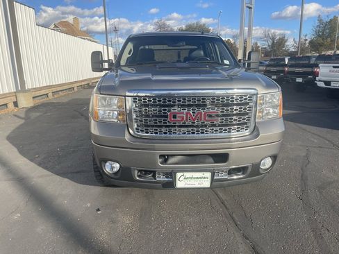 Used 2013 GMC Sierra 2500 Denali w/ Suspension Package, Off-Road image 11