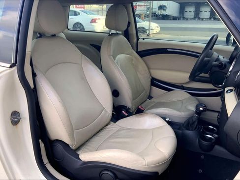 Used 2011 MINI Cooper Hardtop image 11