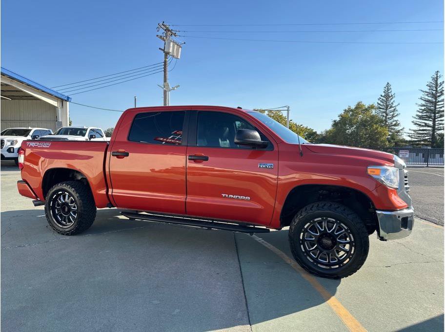 Used 2016 Toyota Tundra SR5 w/ TRD Off Road Package AWD/4WD image 6