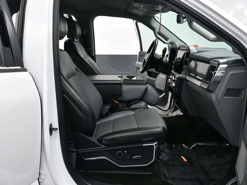 Used 2021 Ford F150 Lariat w/ Equipment Group 501A Mid image 12