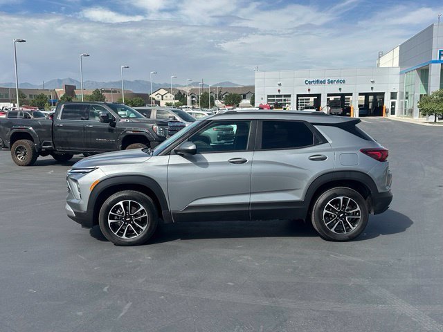 Certified 2026 Chevrolet TrailBlazer LT AWD/4WD image 2