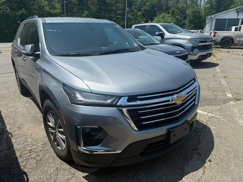 Used 2023 Chevrolet Traverse LT AWD/4WD image 10