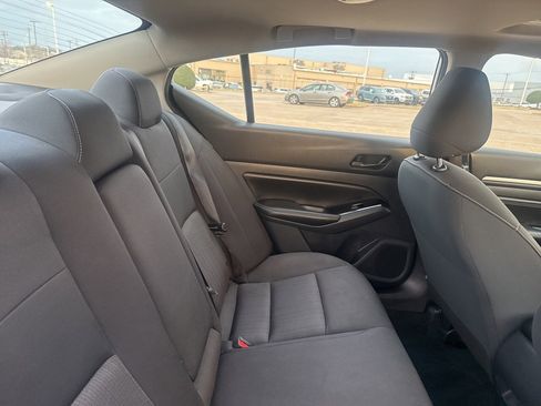 Used 2023 Nissan Altima 2.5 SV w/ SV Premium Package image 34