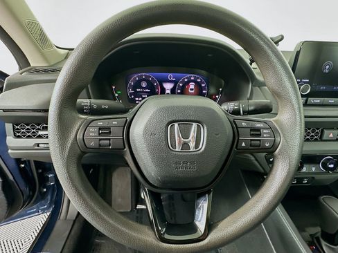 Used 2024 Honda Accord EX image 10
