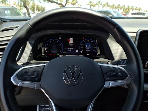 Certified 2026 Volkswagen Atlas Cross Sport SEL Premium R-Line AWD/4WD image 25