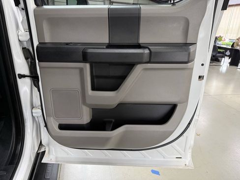 Used 2021 Ford F250 XL w/ STX Appearance Package AWD/4WD image 14