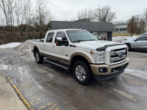 Used 2014 Ford F250 King Ranch w/ King Ranch w/Chrome Package image 3