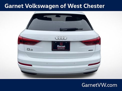 Used 2022 Audi Q3 2.0T Premium w/ Convenience Package AWD/4WD image 4