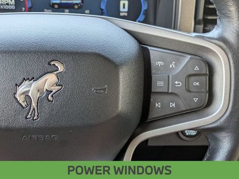 Used 2025 Ford Bronco Badlands AWD/4WD image 19