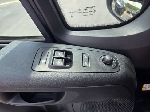 Used 2026 RAM ProMaster 1500 w/ Safety Group FWD image 12
