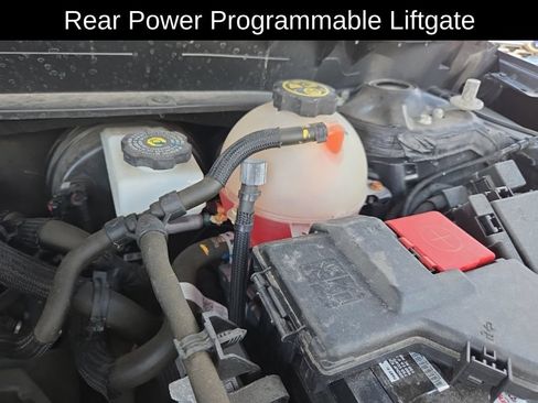 Used 2021 Chevrolet Blazer LT AWD/4WD image 16