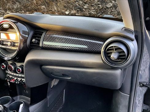 Used 2016 MINI Cooper S image 15