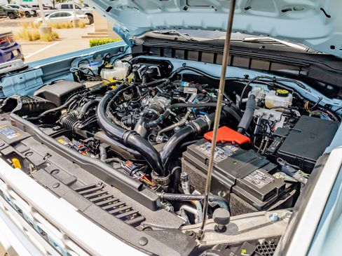 Used 2025 Ford Bronco Heritage Edition image 39